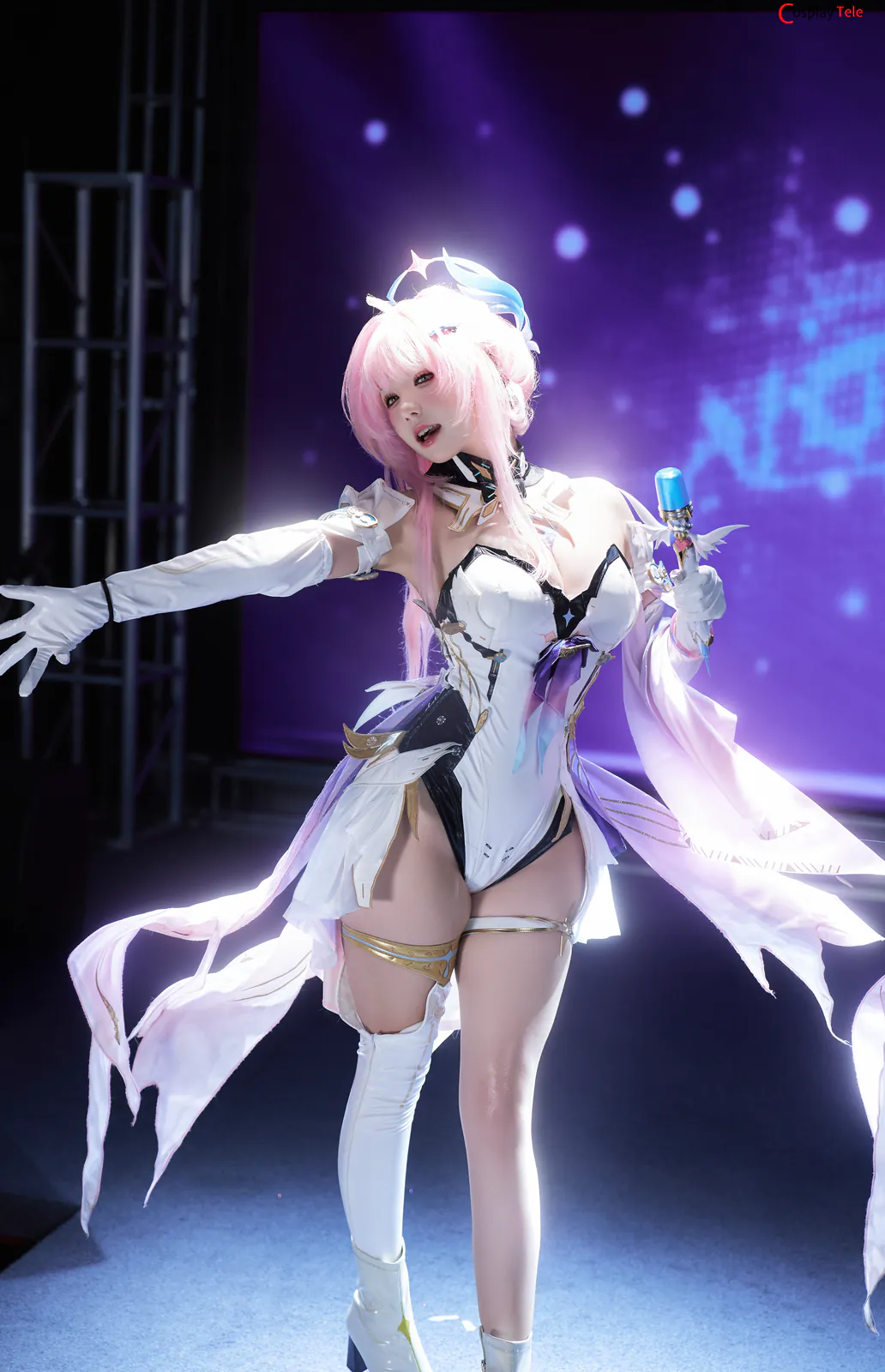 AxunkaOri cosplay Aemeath 25