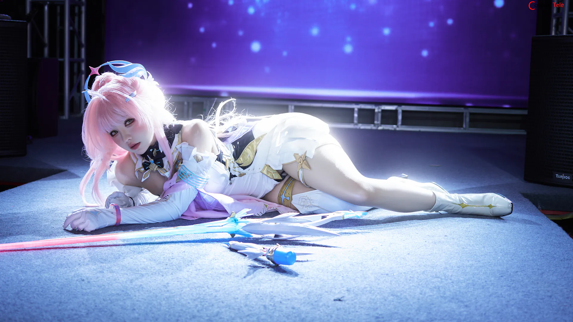 AxunkaOri cosplay Aemeath 35