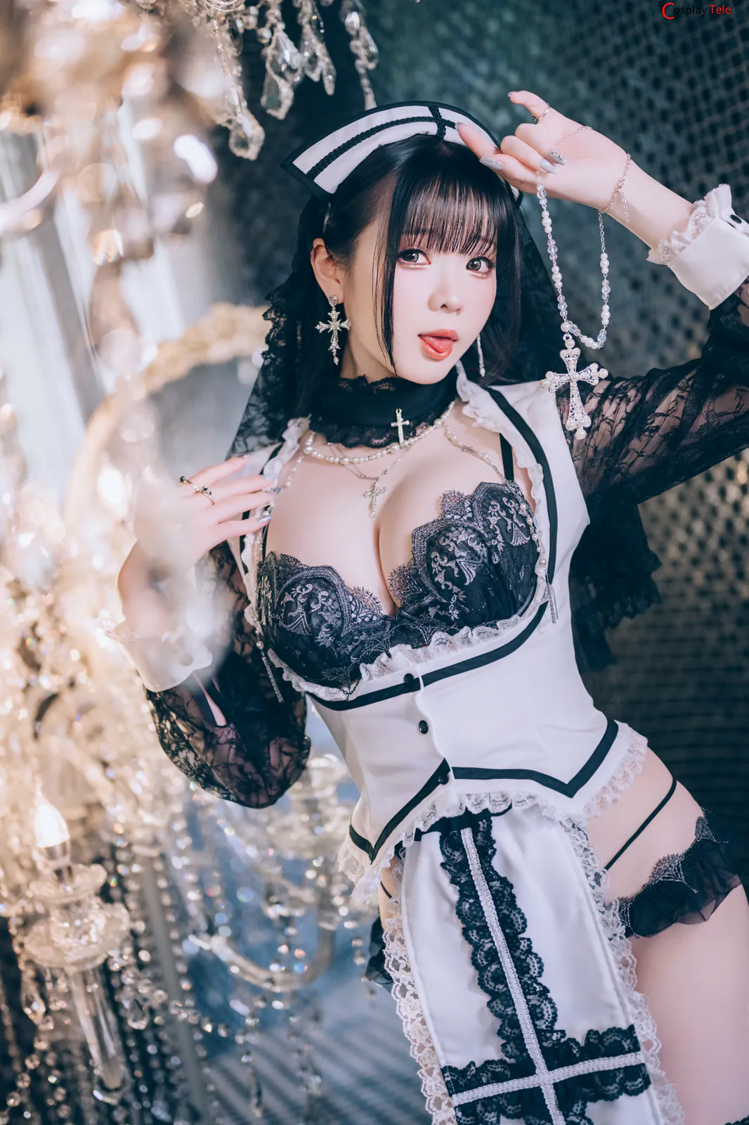 shimo cosplay Holy Nun 12