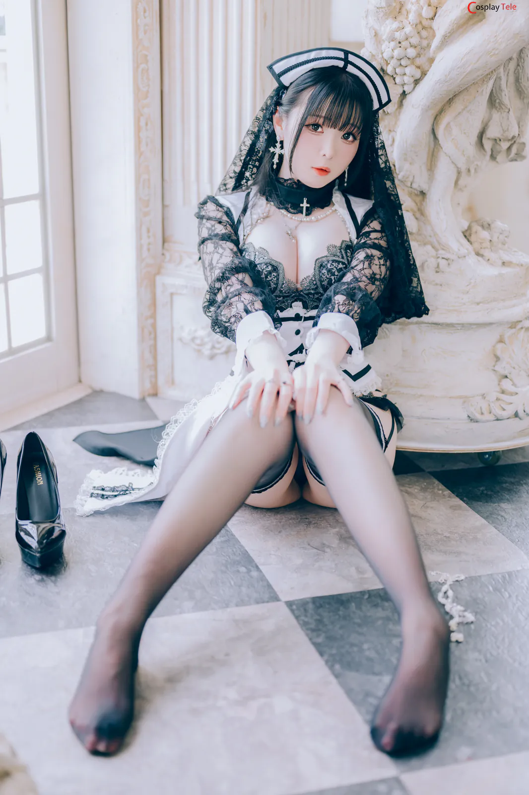 shimo cosplay Holy Nun 14